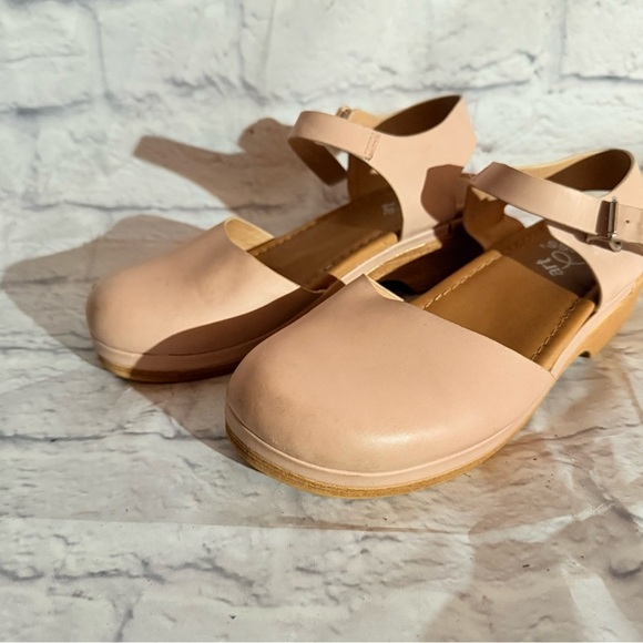 Art Class Light Pink Shoes - Picture 2 of 4